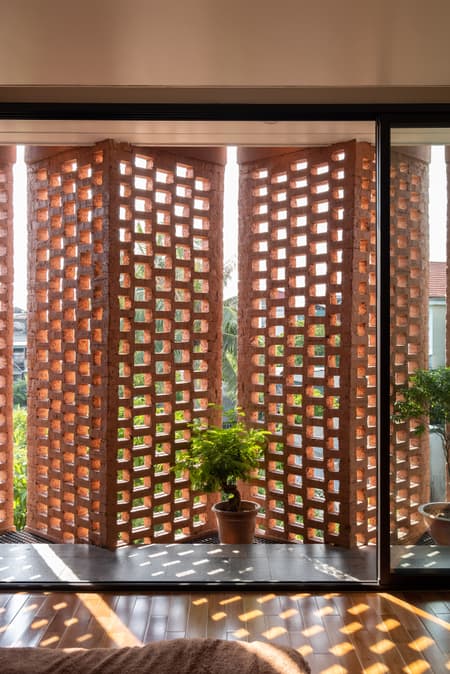 CUBE (Creative Usage of Bricks & Earth)